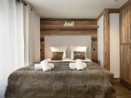 Chalet à Courchevel 1850, 8 personnes, skis aux pieds, sauna, Wifi - Photo 3
