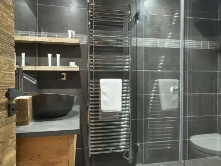 Chalet à Courchevel 1850, 8 personnes, skis aux pieds, sauna, Wifi - Photo 7