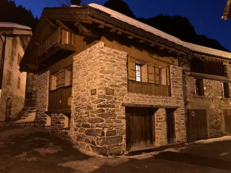 Charmante grange rénovée au calme, capacité 4 pers., balcon sud à Pralognan-la-Vanoise - Photo 15