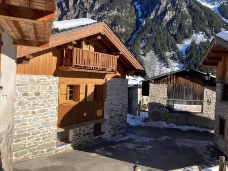 Charmante grange rénovée au calme, capacité 4 pers., balcon sud à Pralognan-la-Vanoise - Photo 17