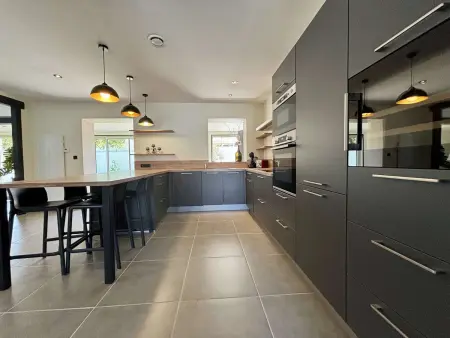 Maison rénovée 3 pièces avec terrasse à Saint-Pierre-d'Oléron - Photo 2