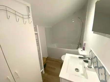 Maison mitoyenne à 200m de la plage avec parking à Perros-Guirec - Photo 7