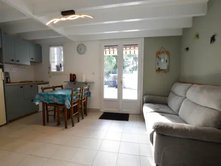 Maison avec terrasse, proche plage et commerces, Maison 6 personnes à La Palmyre - Photo 2