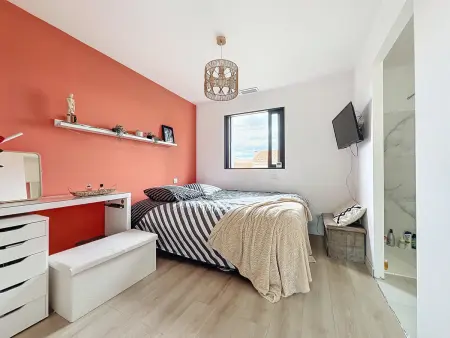Villa moderne, 5 chambres, piscine privée, climatisation - 10 pers, Baho. - Photo 10