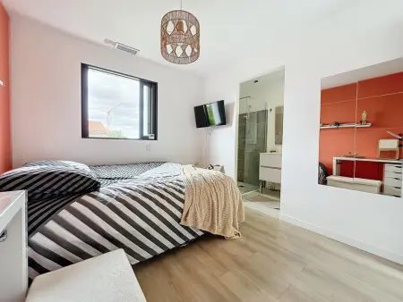 Villa moderne, 5 chambres, piscine privée, climatisation - 10 pers, Baho. - Photo 11