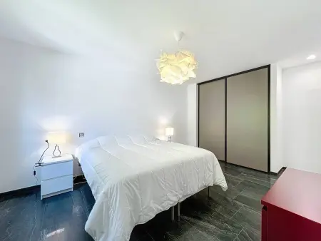 Appartement de standing 100m de la plage - 2 chambres, climatisation, parking, WiFi - Photo 9