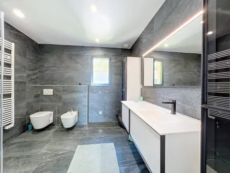 Appartement de standing 100m de la plage - 2 chambres, climatisation, parking, WiFi - Photo 12