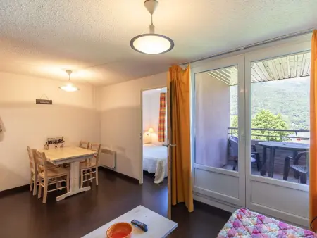 T2 cabine avec balcon, piscine et parking à Luz-Saint-Sauveur, proche commodités et stations de ski - Photo 3
