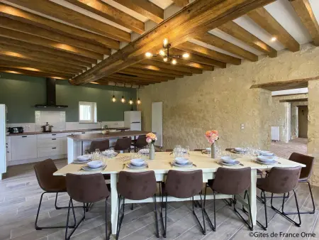 Gîte charmant pour 13 pers avec babyfoot et cheminée - Photo 2