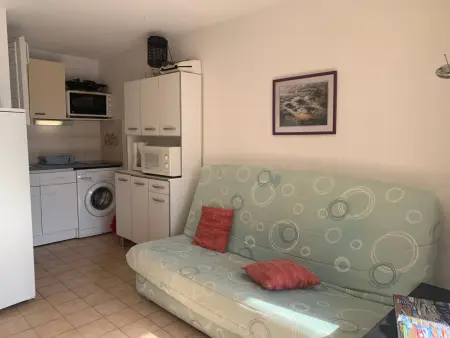 Location T2 Gruissan : Piscine, Parking, Clim, Proche Plage - Idéal Famille - Photo 3