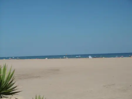 Location T2 Gruissan : Piscine, Parking, Clim, Proche Plage - Idéal Famille - Photo 12