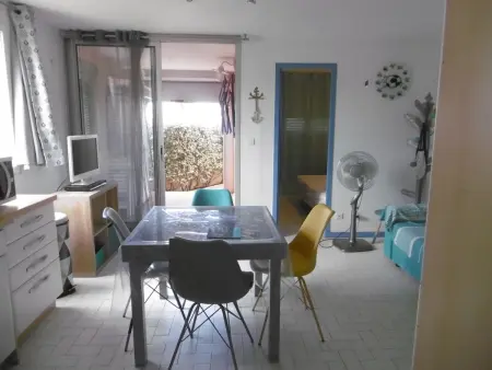 Gruissan: T3, 4 Pers, Piscine, Parking, Proche Commerce, Environnement Calme, Accès Plage - Photo 4
