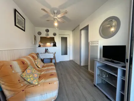 Appartement T2 moderne avec piscines, garage et proche plage - Gruissan - Photo 1