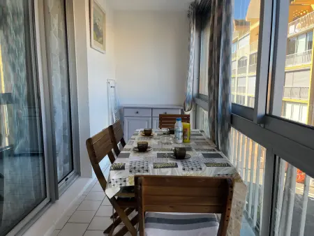 Appartement T2 moderne avec piscines, garage et proche plage - Gruissan - Photo 10
