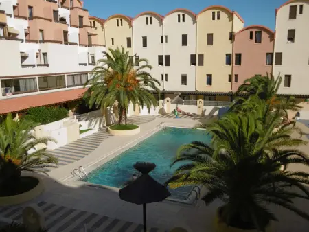 Studio Familial Piscine, Parking, Proche Plage - Idéal 4 pers, Budget Serré, Gruissan - Photo 1