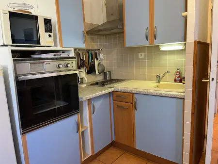 Studio Familial Piscine, Parking, Proche Plage - Idéal 4 pers, Budget Serré, Gruissan - Photo 4