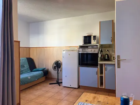 Studio Familial Piscine, Parking, Proche Plage - Idéal 4 pers, Budget Serré, Gruissan - Photo 5