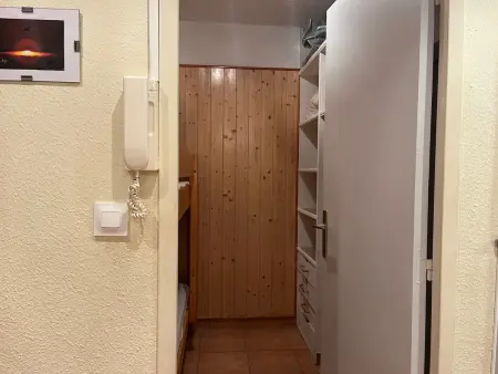 Studio Familial Piscine, Parking, Proche Plage - Idéal 4 pers, Budget Serré, Gruissan - Photo 10