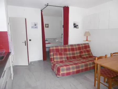 T2 cabine climatisé avec piscine, parking privé, proche port et commerces, idéal 4-5 pers. - Photo 5
