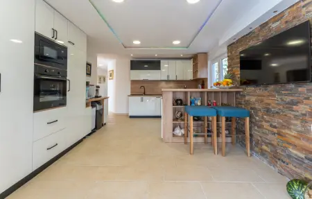 Maison 9 personnes à Peroj - Photo 2