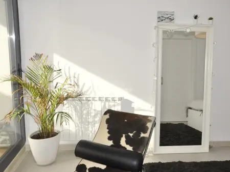 Spacieuse maison jumelée, proche plage, idéale familles, piscine, 3 chambres, terrasse, bien équipée - Photo 4
