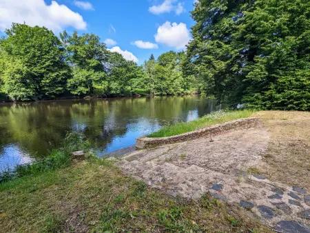 Île privée en Berry, nature et pêche, chauffage central - Photo 26