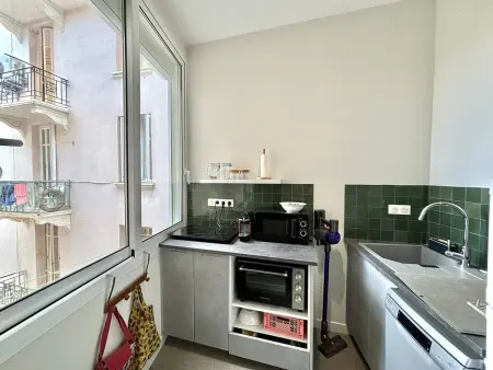 Appartement climatisé en centre-ville d'Ajaccio avec internet, proche des attractions et plage. - Photo 6