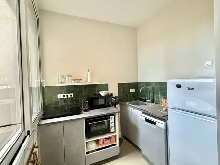 Appartement climatisé en centre-ville d'Ajaccio avec internet, proche des attractions et plage. - Photo 7