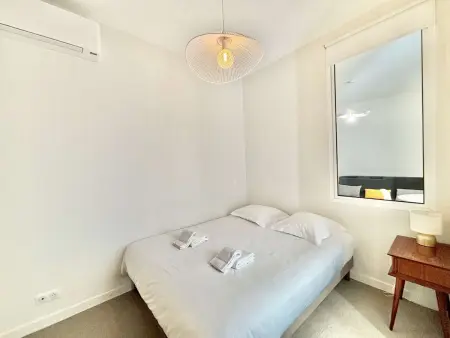Appartement climatisé en centre-ville d'Ajaccio avec internet, proche des attractions et plage. - Photo 11