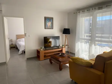 Duplex T4 Climatisé avec Terrasse, Parking et Plage à Proximité - Port Leucate, 8 Pers. - Photo 6