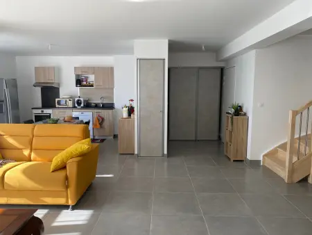 Duplex T4 Climatisé avec Terrasse, Parking et Plage à Proximité - Port Leucate, 8 Pers. - Photo 10