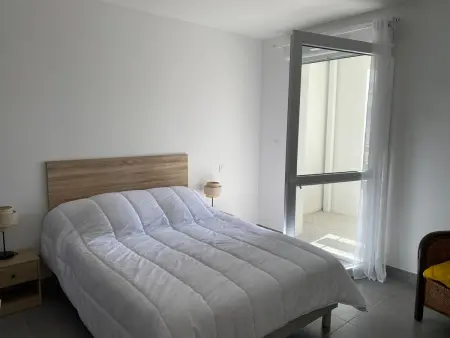 Duplex T4 Climatisé avec Terrasse, Parking et Plage à Proximité - Port Leucate, 8 Pers. - Photo 13