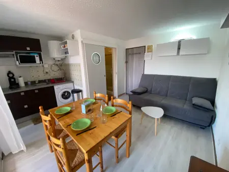 Studio Cabine avec Loggia, Parking, Proche mer, TV, Lave-Linge, 2 Vélos, Port Leucate, 4 Pers. - Photo 1