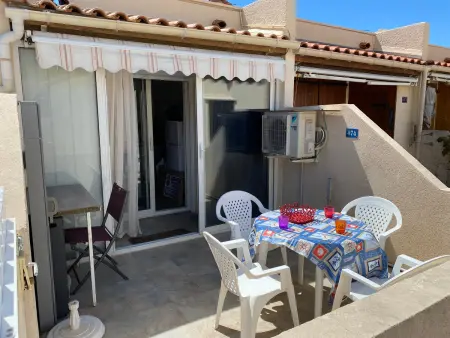 Charmante Villa Climatisée 4 Pers, Terrasse, Parking, Proche Plage et Port - Photo 3