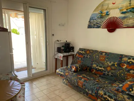Charmante Villa Climatisée 4 Pers, Terrasse, Parking, Proche Plage et Port - Photo 5