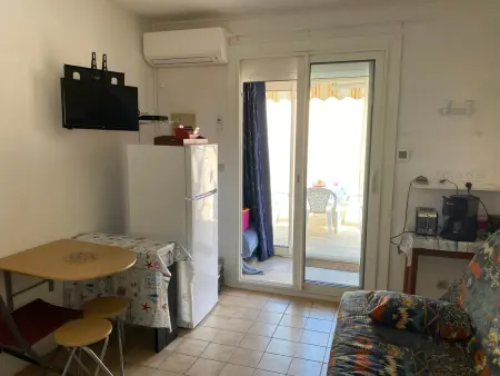 Charmante Villa Climatisée 4 Pers, Terrasse, Parking, Proche Plage et Port - Photo 6