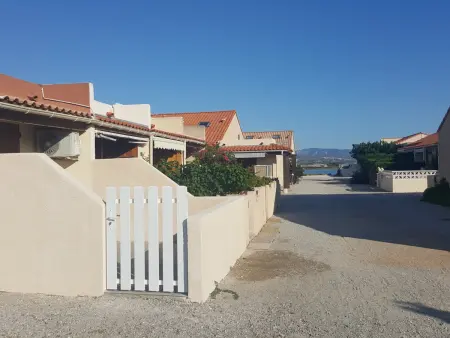 Charmante Villa Climatisée 4 Pers, Terrasse, Parking, Proche Plage et Port - Photo 11