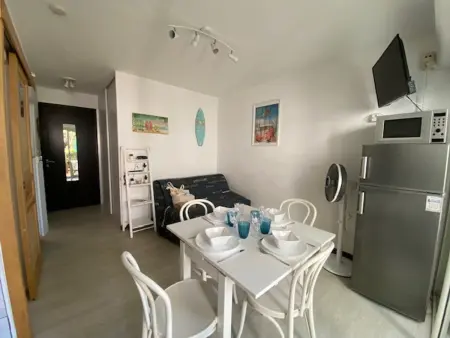 Studio Cabine à Port Leucate : 4 Pers, Piscine, Front de Mer, Terrasse, Parking - Photo 6