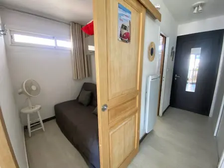 Studio Cabine à Port Leucate : 4 Pers, Piscine, Front de Mer, Terrasse, Parking - Photo 7