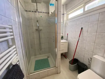 Studio Cabine à Port Leucate : 4 Pers, Piscine, Front de Mer, Terrasse, Parking - Photo 9