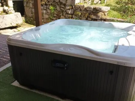 Maison de charme avec SPA en montagne Bourbonnaise - Photo 4