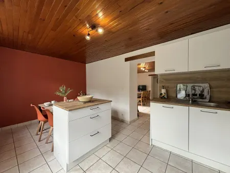 Maison de charme avec SPA en montagne Bourbonnaise - Photo 9