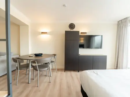 White Mountains Retreats with city view, Appartement 4 personnes à Blankenberge - Photo 3