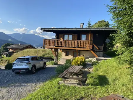 Chalet cosy à Crest-Voland – 6 personnes, cuisine équipée, salon TV, proche pistes et nature - Photo 13