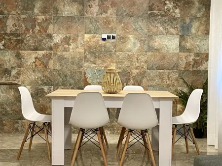Maison luxueuse, 2 étages, à 300m du pont romain, près des sites touristiques et restaurants à Córdoba - Photo 2