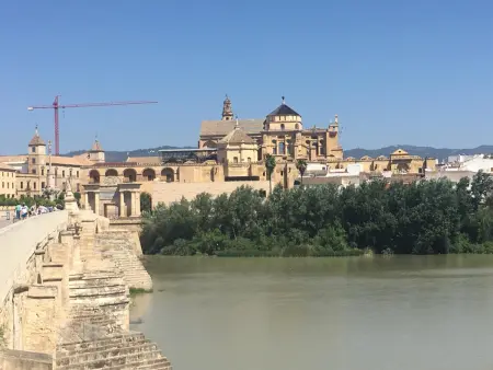 Appartement à Córdoba : Piscine, garage et quartier commerçant - Photo 24