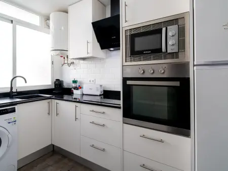 Charmant appartement proche vieille ville avec parking, services à proximité - Photo 2