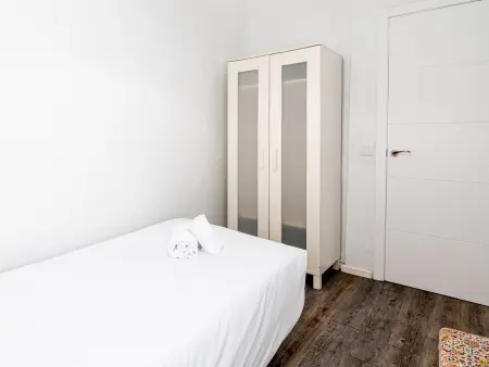 Charmant appartement proche vieille ville avec parking, services à proximité - Photo 8