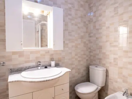 Charmant appartement proche vieille ville avec parking, services à proximité - Photo 10