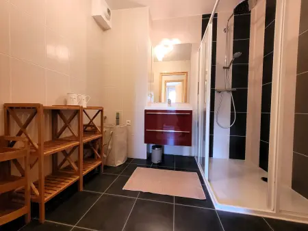 Appartement lumineux et spacieux aux Gets, terrasse, proche centre, parking - Photo 9
